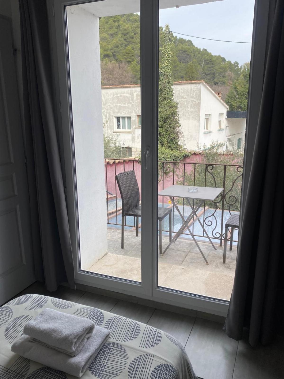 Les Galets Hotel Peyruis