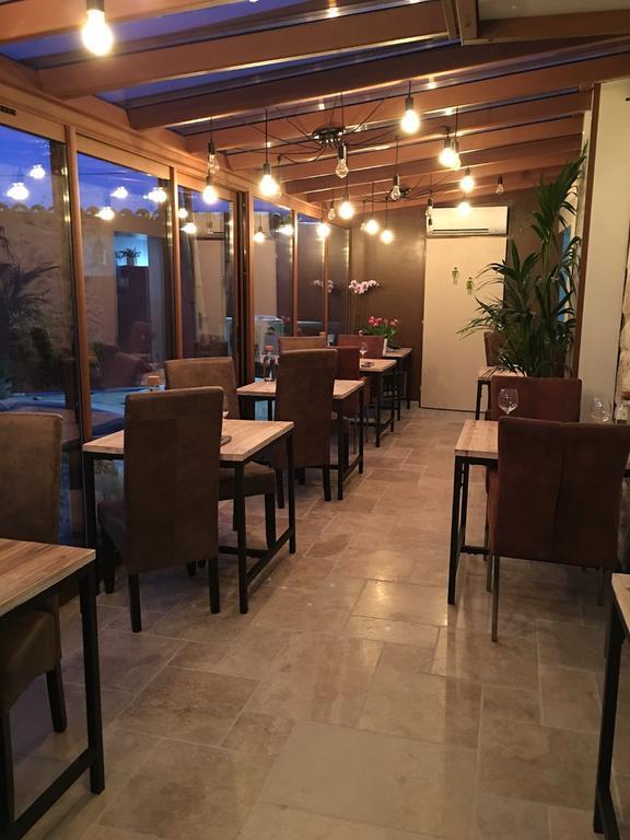 Les Galets Hotel Peyruis
